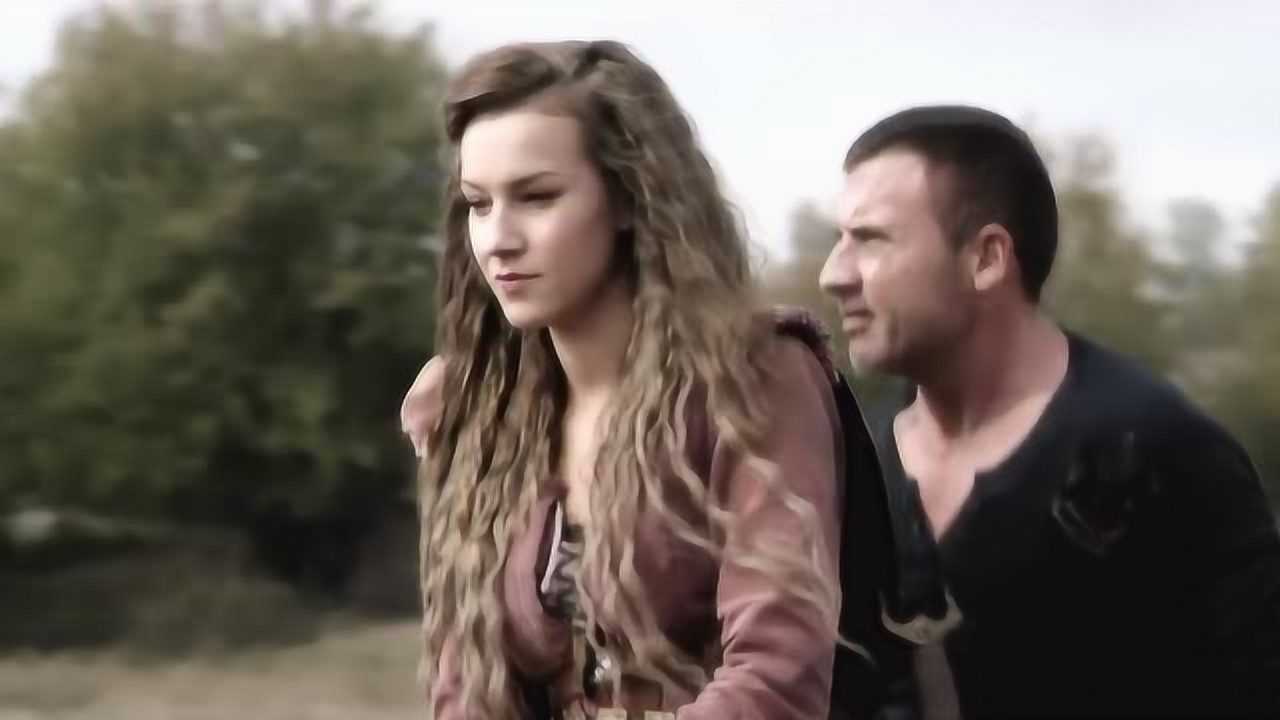 地牢围攻3:女巫建议黑兹尔不要和妹妹为敌,这女的脾气太暴躁了_电影