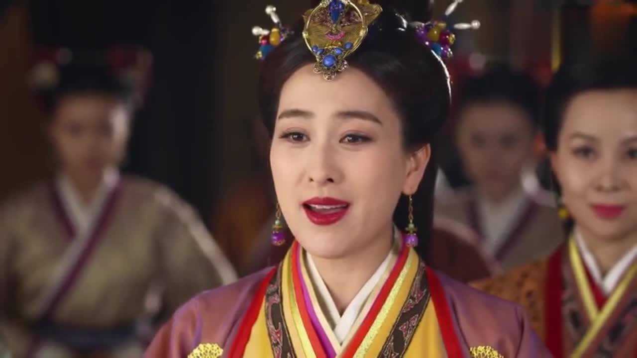 口齿伶俐魏夫人不是芈月的对手,不得不行礼认错