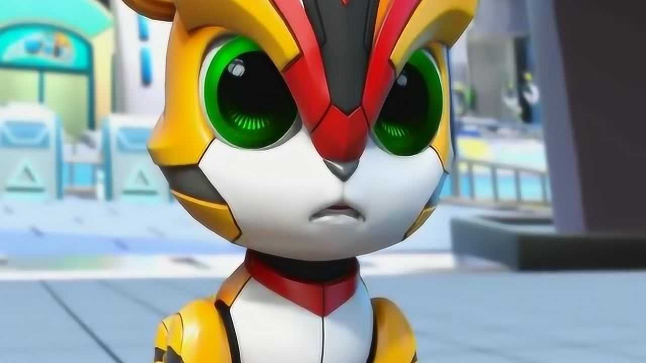 猪猪侠阿五玲珑在下象棋阿五输不开心再输自己就把桌子吃了