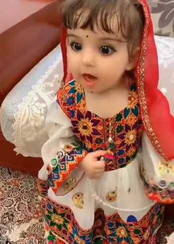 真人版洋娃娃,简直太萌太可爱了,我的心都要被融化了.