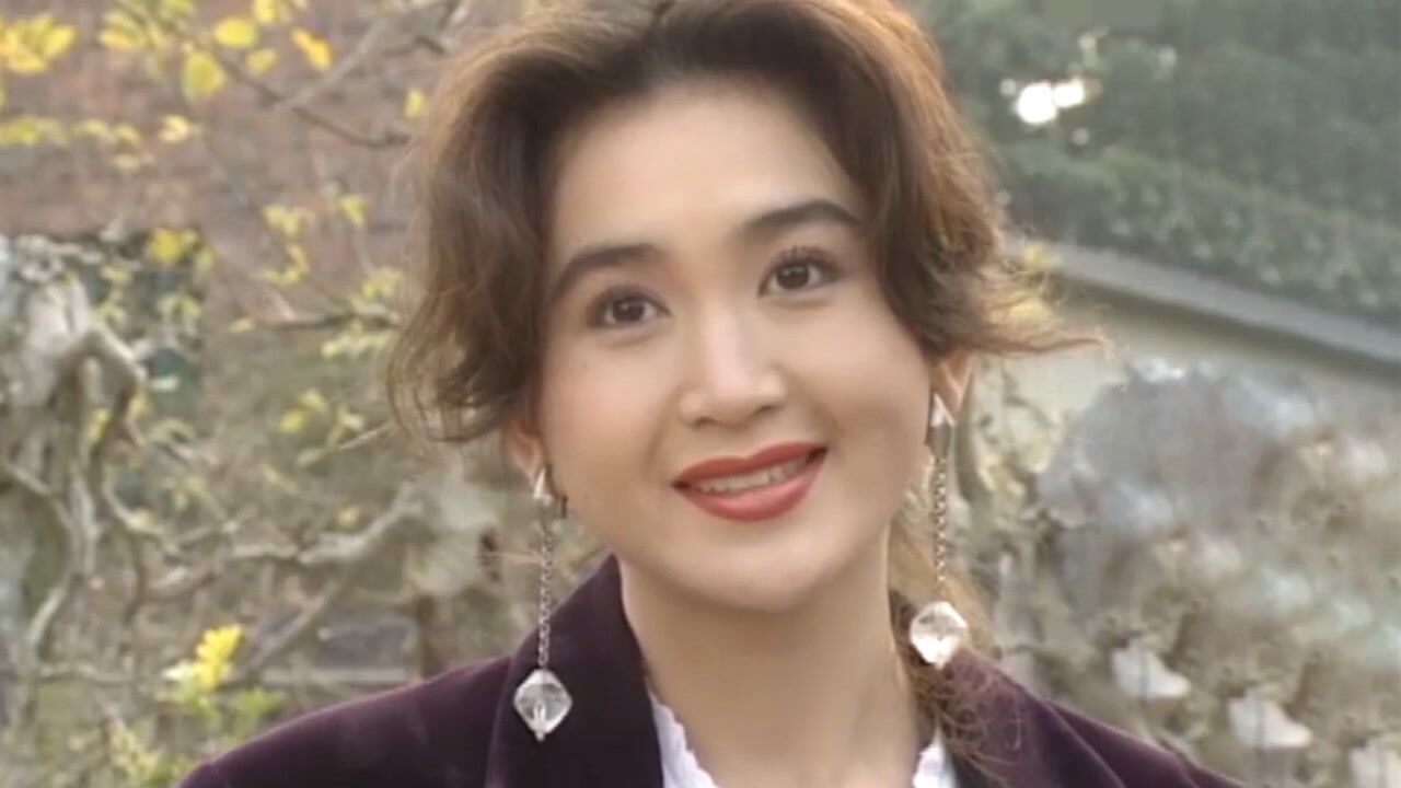 一首愿倾出心里爱超动听火玫瑰温碧霞剪辑太美了