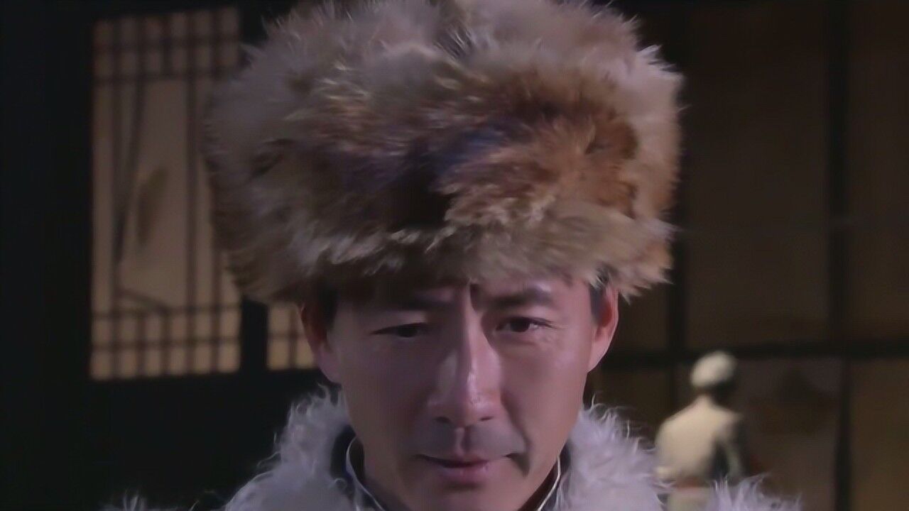 大漠枪神燕双鹰和卫生员讲道理天下乌鸦一般黑气得卫生员话都说不出了