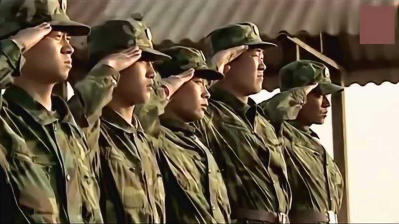 士兵突击许三多重新回到草原五班成才带领昔日五班已经脱变