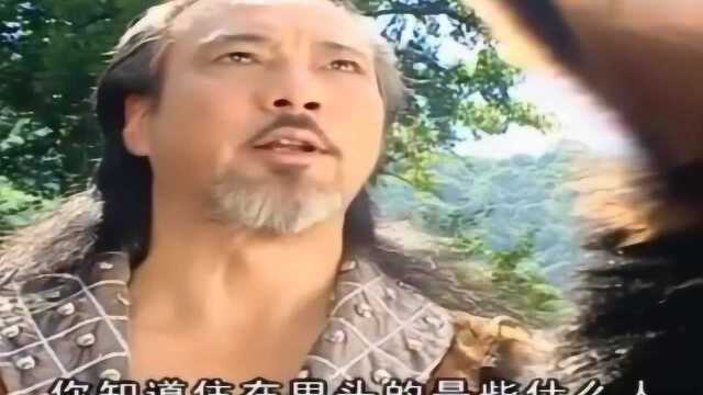 尹氏先祖500年前被灵镜所伤,经常会身体裂开痛不欲生,但不会死