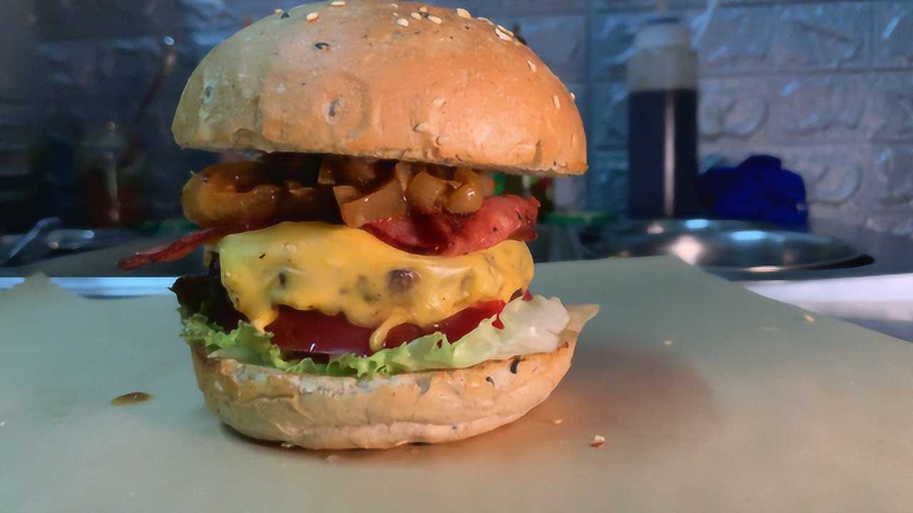 10层汉堡挑战赛,你敢来吗!