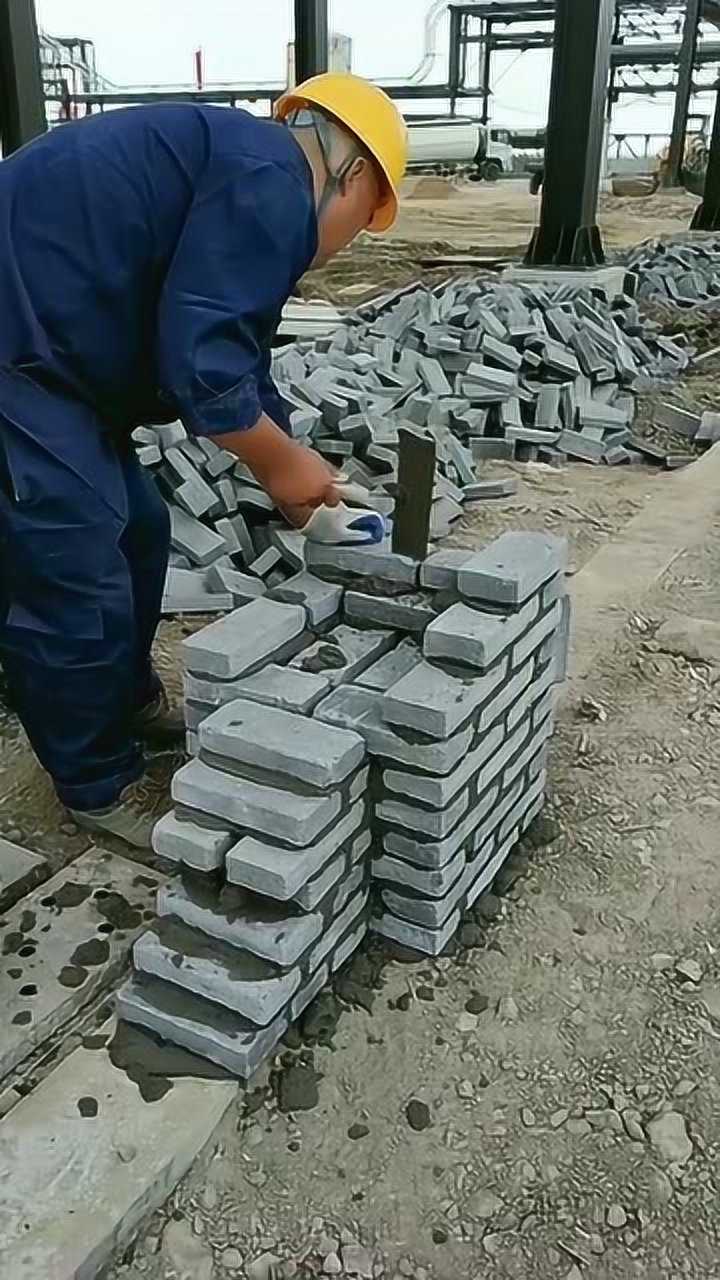 工地上的八级垒砖工看到垒砖的技术我笑了高手在民间