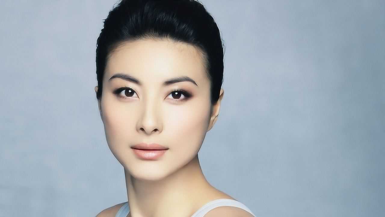 为何不送孩子练跳水郭晶晶沉默中1句话道尽遗憾