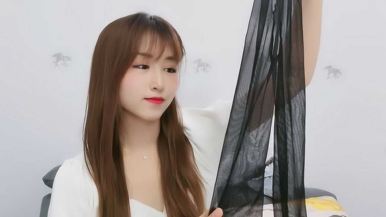 珂珂开箱评测黑色隐形丝袜上身效果也非常好
