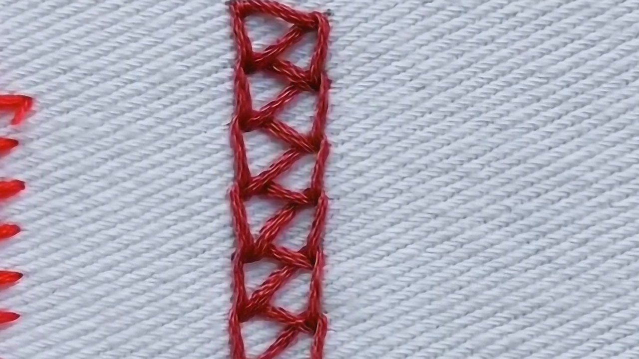 老公把床单划破了,他悄悄缝的,这针法简直一言难尽,我该不该骂他!