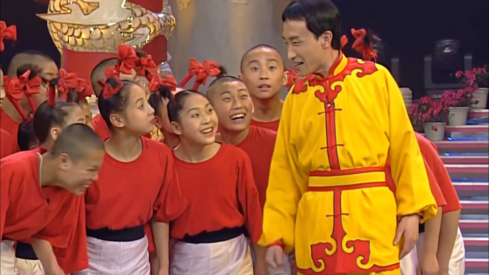 巩汉林小品《功夫令》:赵丽蓉巩汉林演绎中华武术魂,观众沸腾了