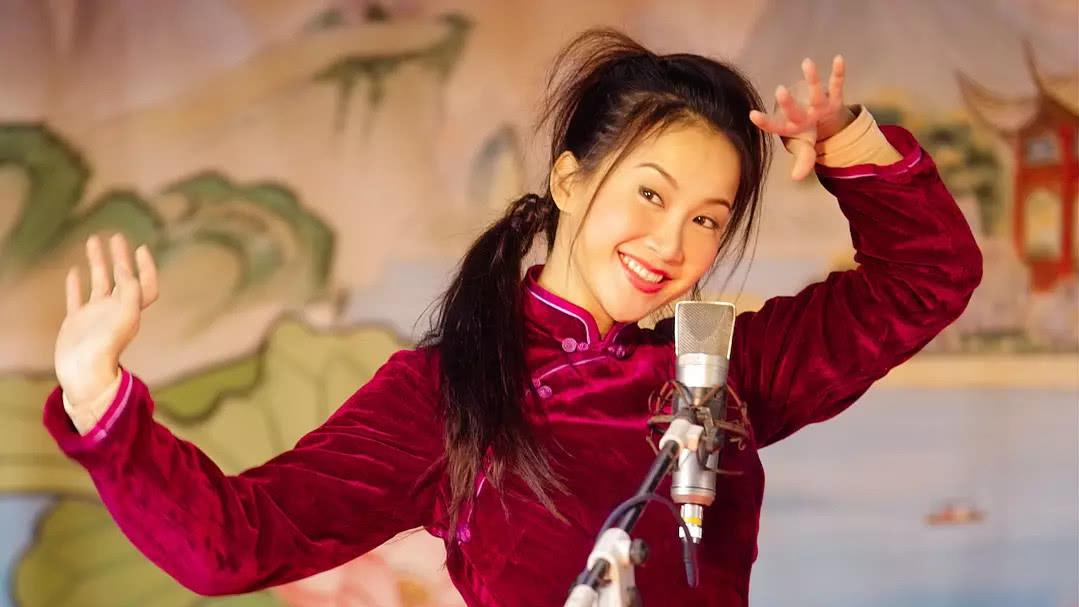 离开春晚的人 | 五次登上春晚,每次都全力以赴,我们再也见不到李玟了