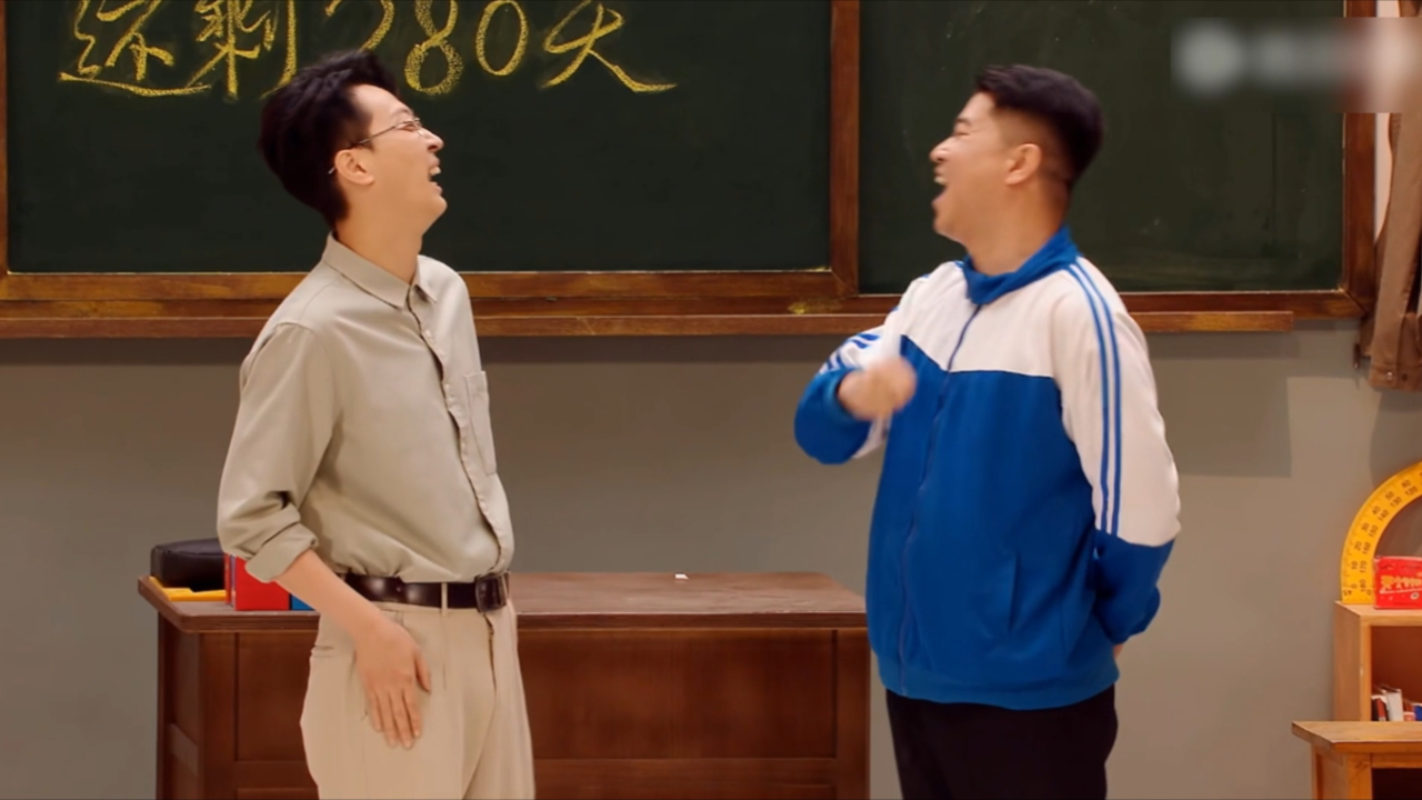 高考的一般是几岁的学生 z1244zbg6t1_hz.jpg