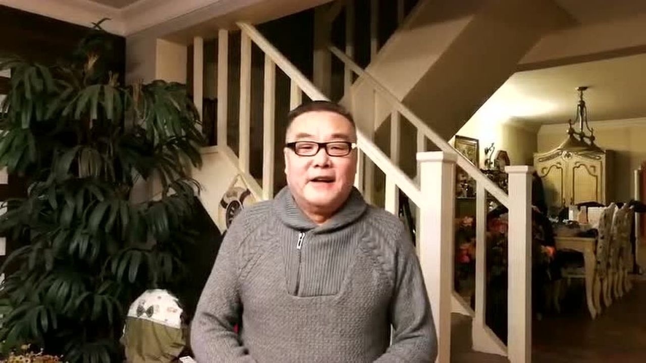 著名演员张惠中祝老家伙们票房大卖