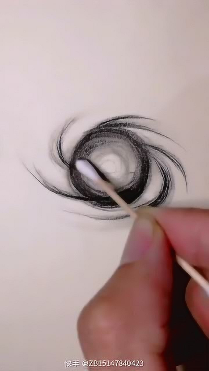 来腾讯视频看更多热门视频