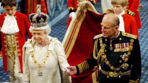 英国女王伊丽莎白二世，在白金汉宫举行国宴，其精细标准令人咂舌！