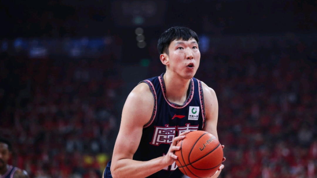 cba五佳球:王岚钦拉杆上篮献准绝杀 周琦助飞贝尔暴扣惊呼全场