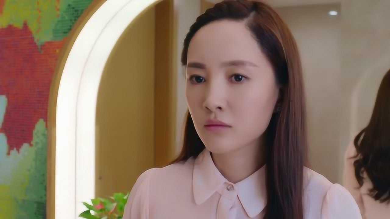 大话红娘:罗小珊在厕所发信息,表情很是气愤