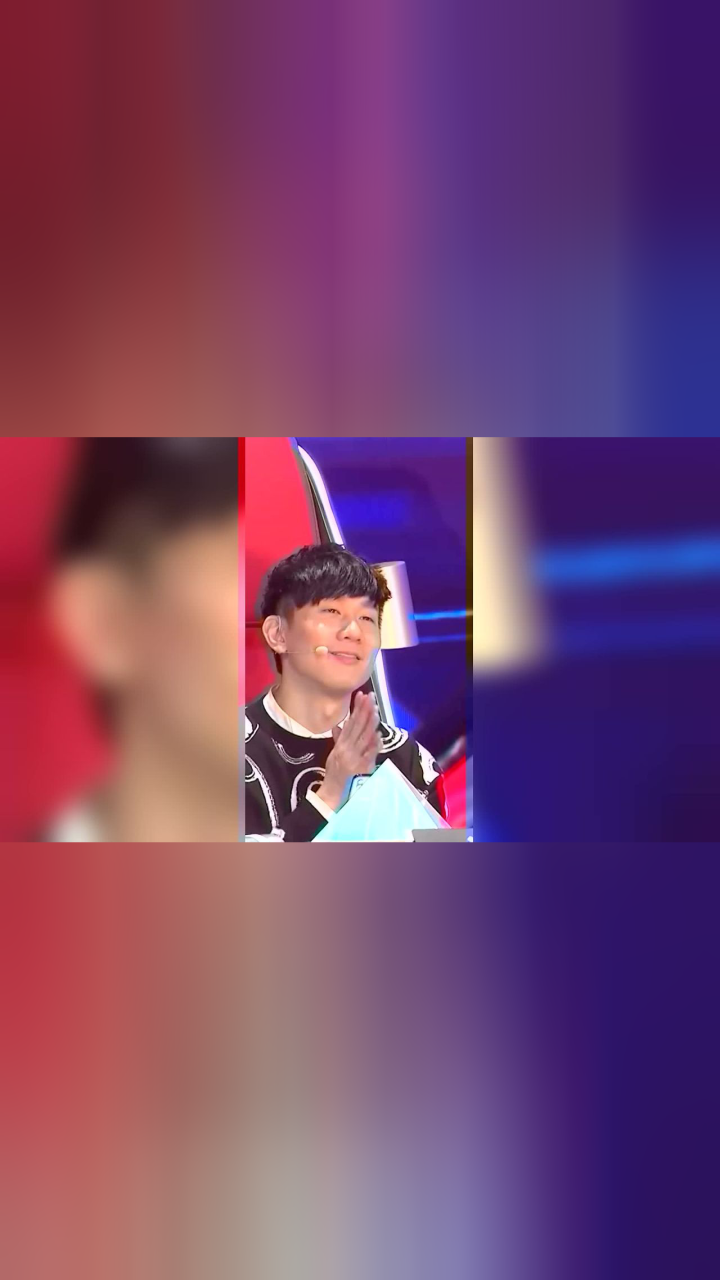 梦想的声音亚森的玫瑰沙哑的嗓音非常独特唱的令人心酸的感觉