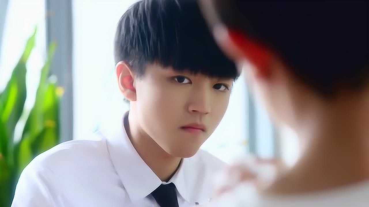 夏常安试探隋玉故意打翻杯子还说他是不是根本没有情感