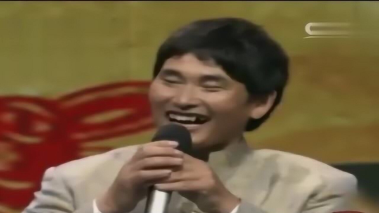 大衣哥朱之文深情演唱经典歌曲《夕阳红》声音浑厚,唱的太好听了_高清1080P在线观看平台_腾讯视频
