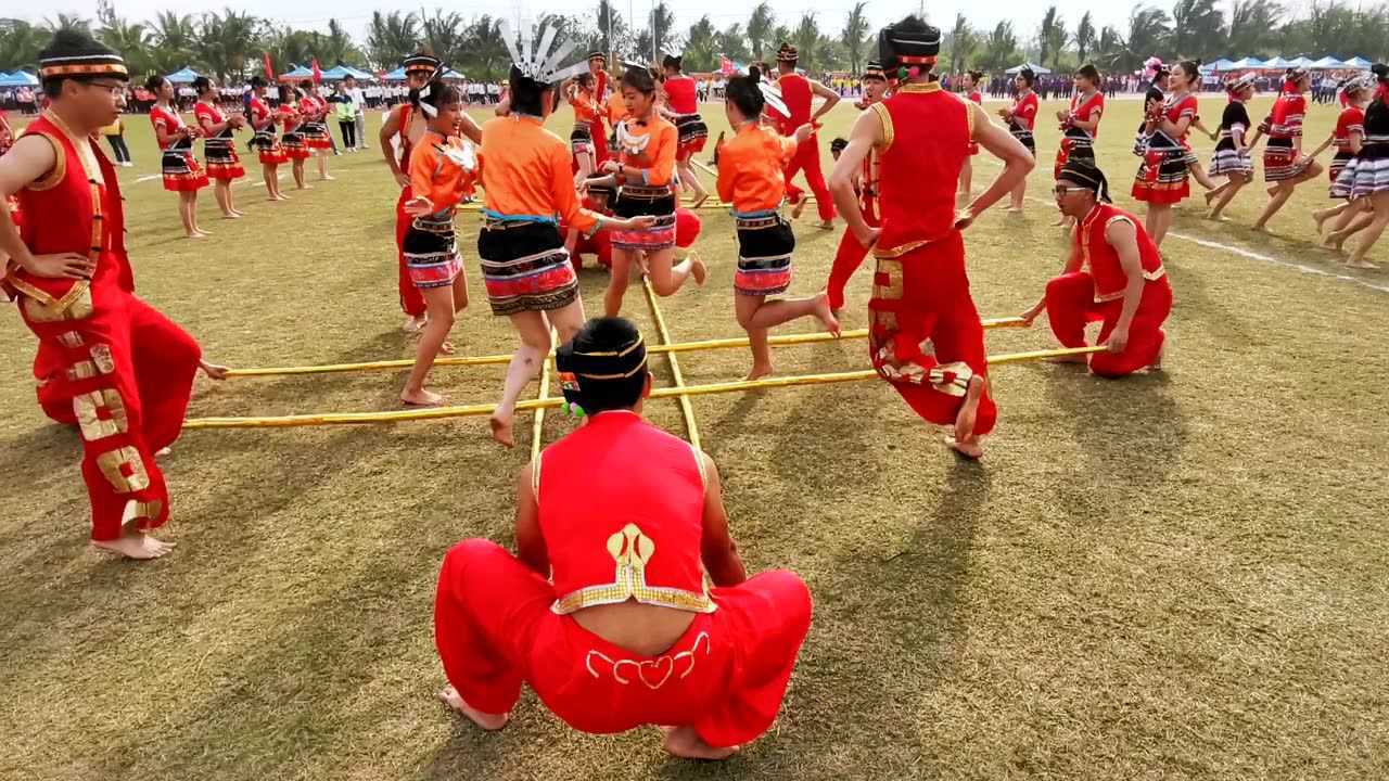 竹竿舞的舞蹈视频