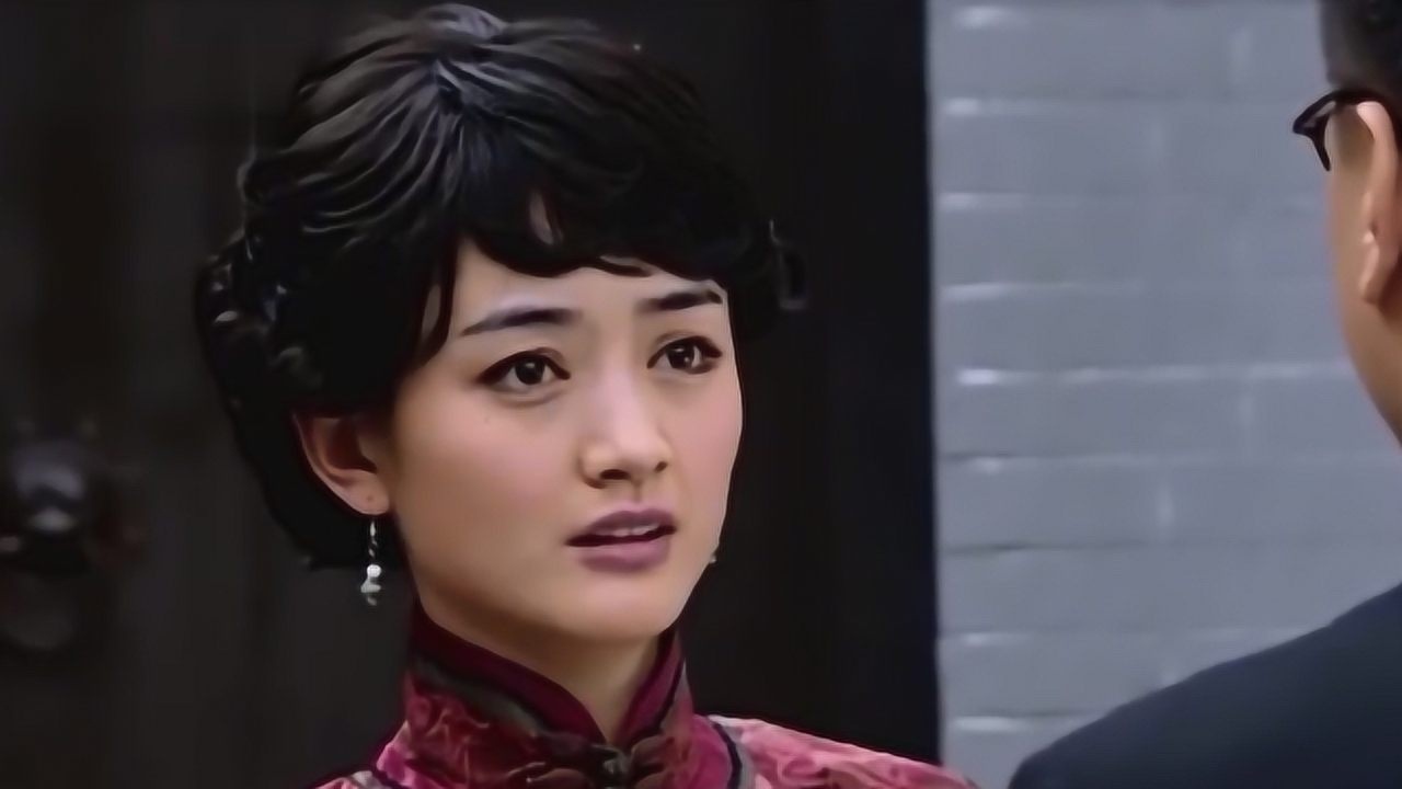 穆晚秋为何嫁给口吃的谢若林?其实背后暗藏心机,她才是潜伏高手