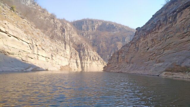 河南新乡太行山香泉水库冬日风景