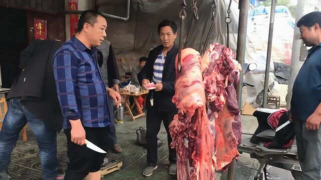 河南南阳纯正的驴肉,多少钱一斤?老板说出价格,你还吃吗