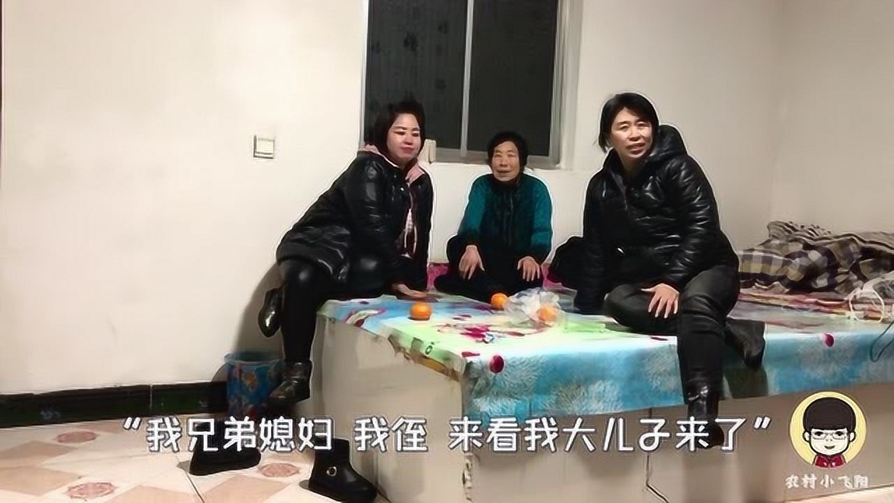 农村小飞阳东北的夜晚真热闹老亲少友唠家常城里体会不到吧