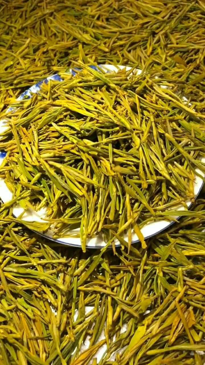 黄金芽是我最喜欢的茶叶,每次泡出来都香气扑鼻