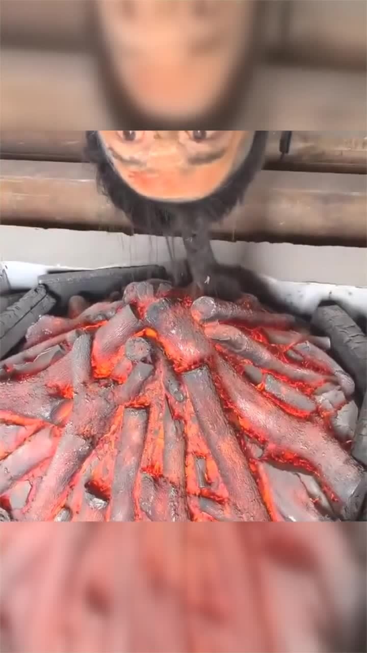 古代酷刑火刑把人倒吊用火烤干看完之后汗毛都立起来了