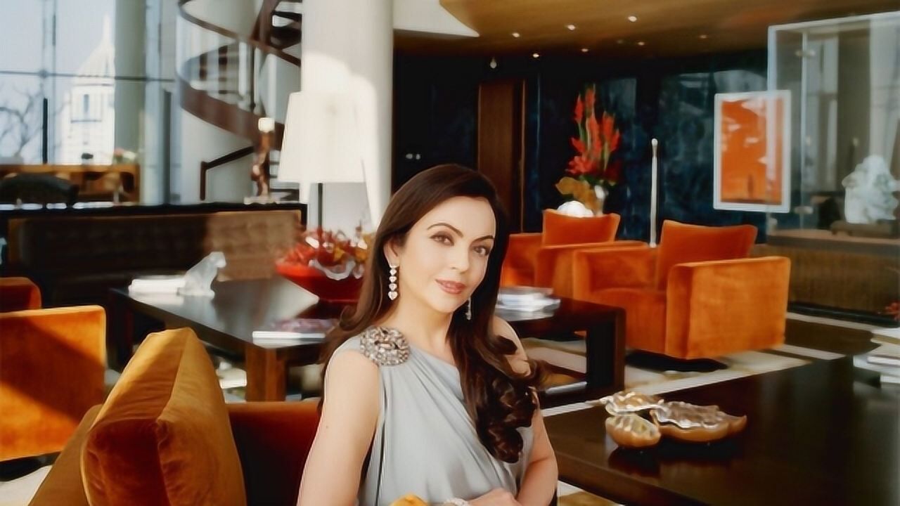 印度富人的生活是怎样的5人住27层楼600佣人服侍极尽奢华