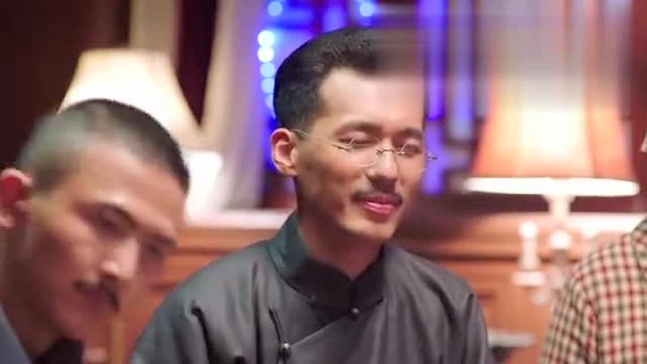 少帅：冯庸组织老同学聚会，大家都携带夫人，唯独冯庸妻子最特别_腾讯视频