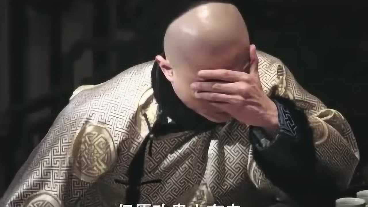 影视:玫贵人生出怪胎,样貌身形奇特,众人作呕!