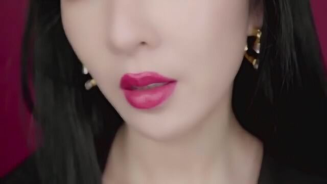 GUCCI Beauty全新Matte Lipsticks系列口红试色