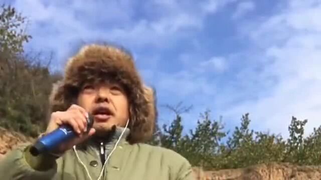 农村大叔翻唱《我的大西北》,歌声太美了,好听