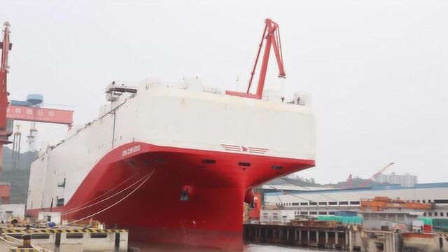 我国建造的又一“世界之最”,13层甲板4万吨重,可载7500辆车?