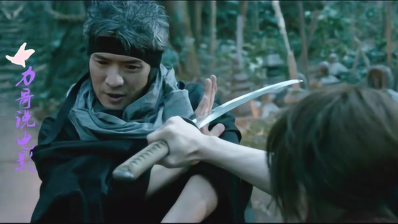 获赞最高的漫改:绯村剣心vs鹈堂刃卫,飞天御剑流拔刀术之双龙闪