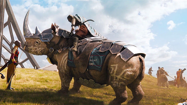 黑豹小伙骑着犀牛来没想到犀牛竟然让他投降了