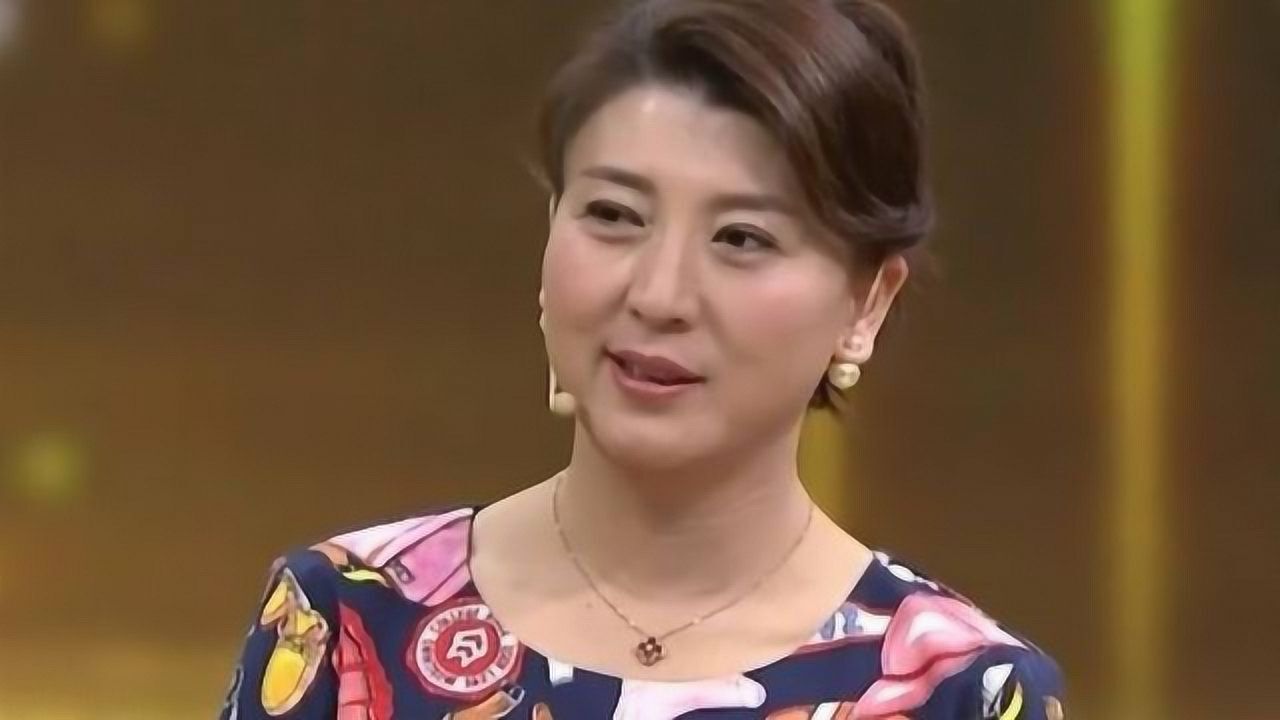 闫学晶高龄生养第二胎表面幸福实则现状引人叹息