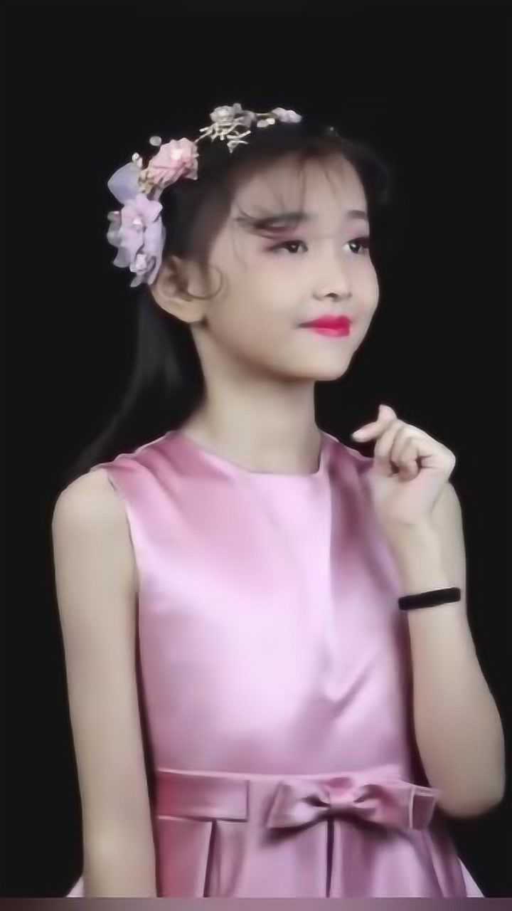 童模宋小睿唱可能否天使吻过的嗓音颜值也极高