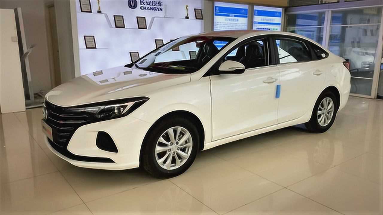 2020款长安逸动plus手动挡高清实拍近距离了解后买不买看着办