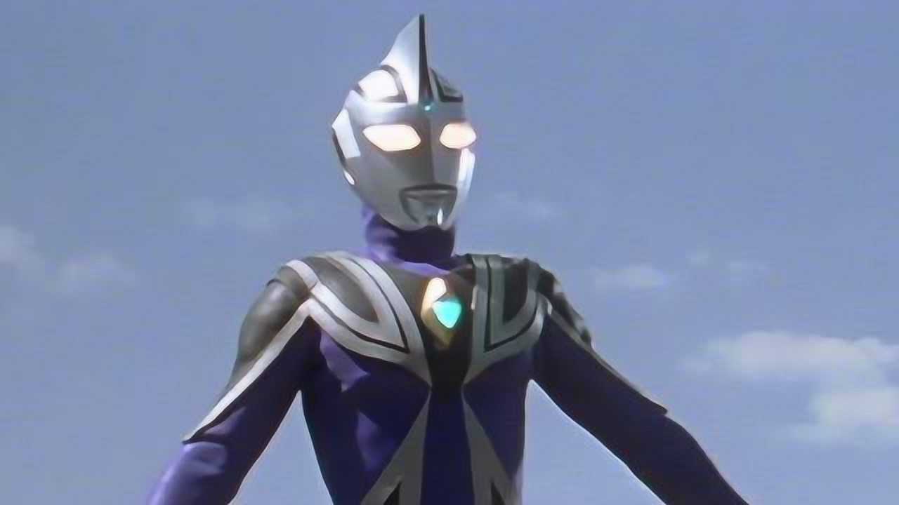 盖亚奥特曼阿古茹直接攻击怪兽差点连累闪电队