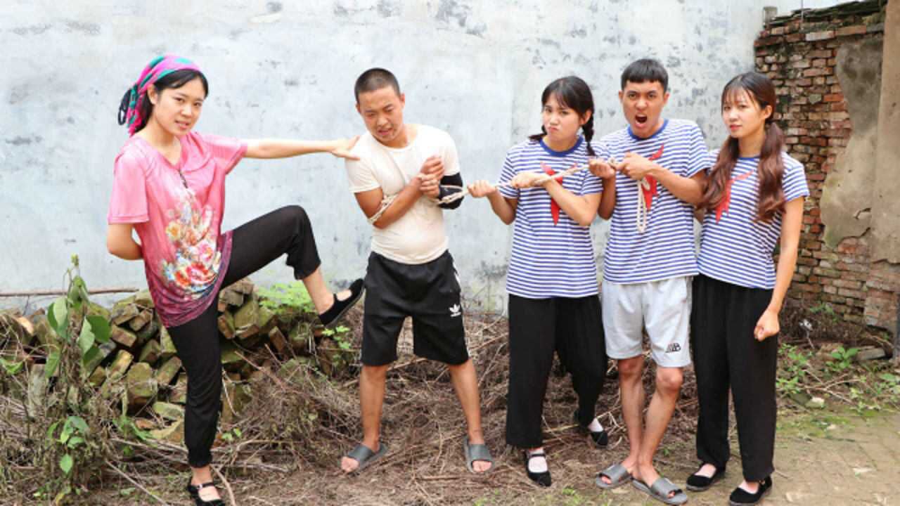 防诱拐系列5:小花逃脱,坏人大叔却要提前交易,还能救出伙伴吗