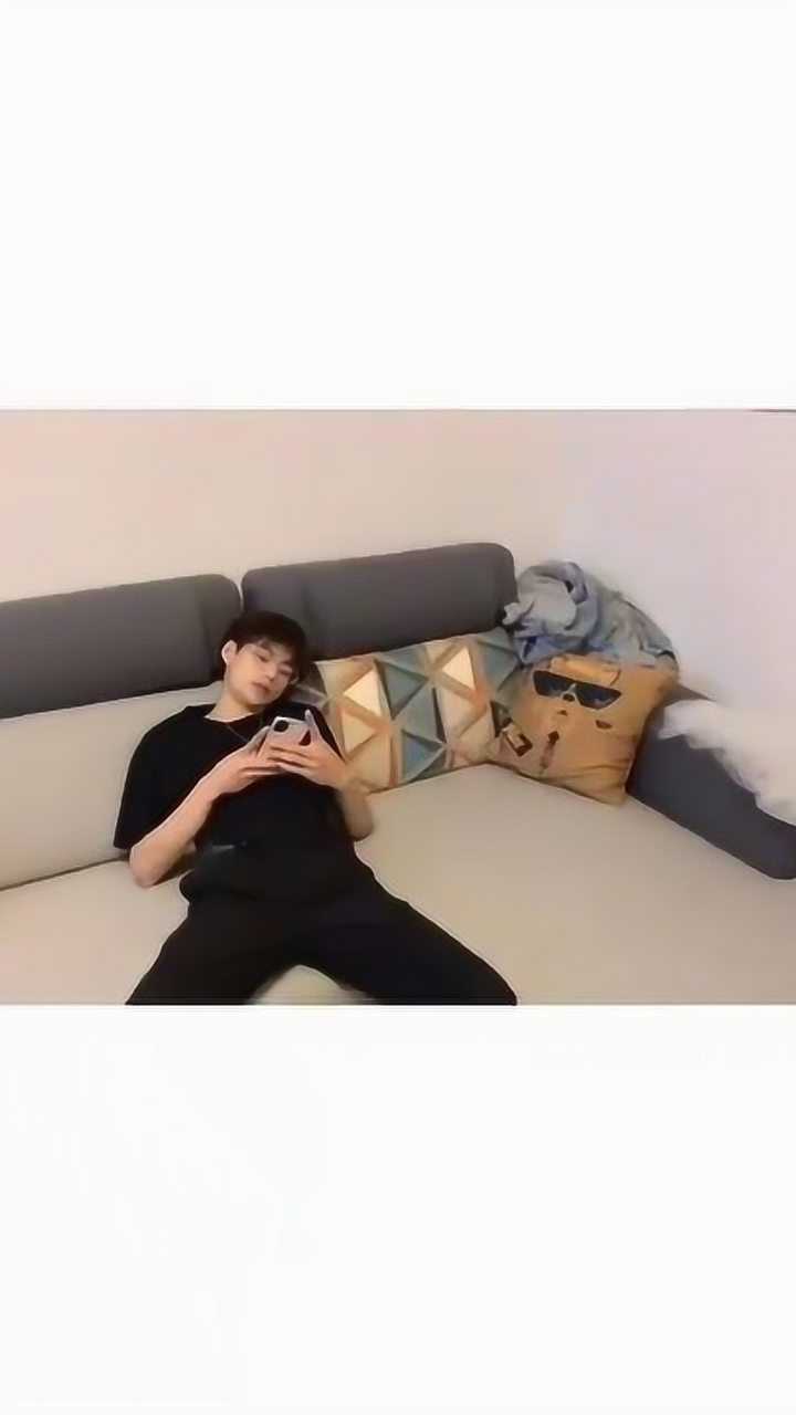 子林背着桂哥偷女人被发现了_腾讯视频