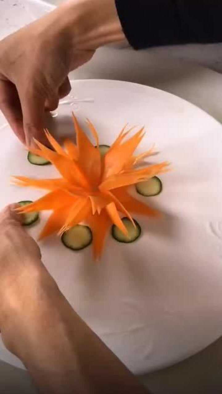 教你胡萝卜怎么雕花,空闲的时候可以自己在家学习下