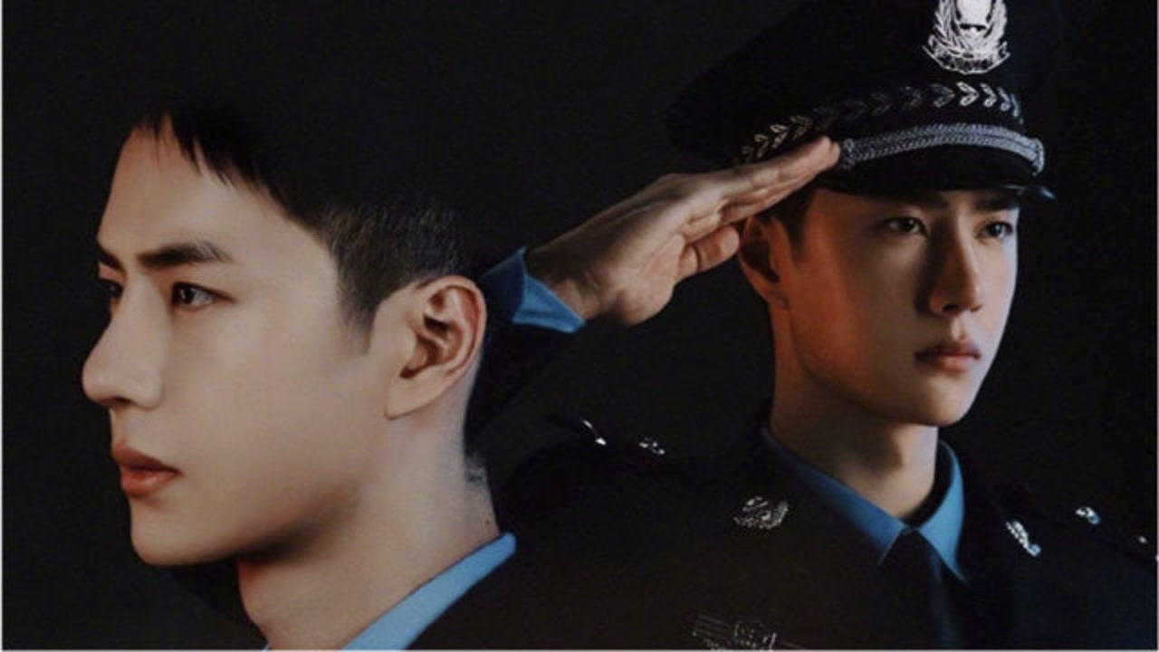 王一博穿警服敬礼英俊正气