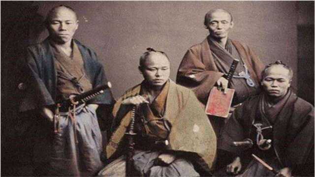 日本武士为何要穿“世上最丑”披风?西方学者:他们就像一种动物