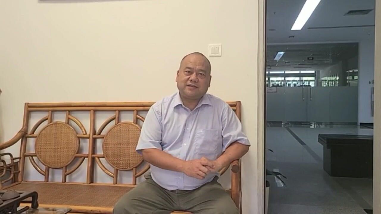 广东外语外贸大学图书馆馆长孔晓明