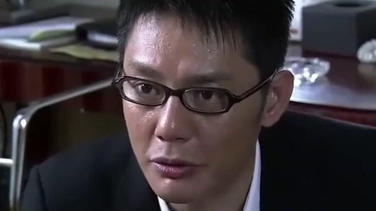 特警力量:秦朗为了保护莎莎,主动出面吸引熊三注意力,是条汉子